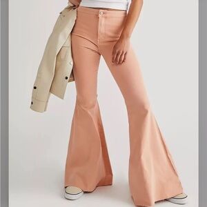 WE THE FREE Just  Float on Flare Pants